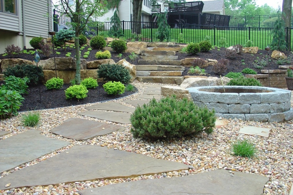 Rear-Landscape-Stone-Path