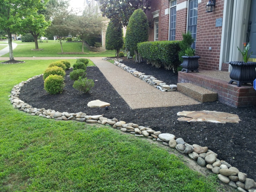 landscaping-with-stones