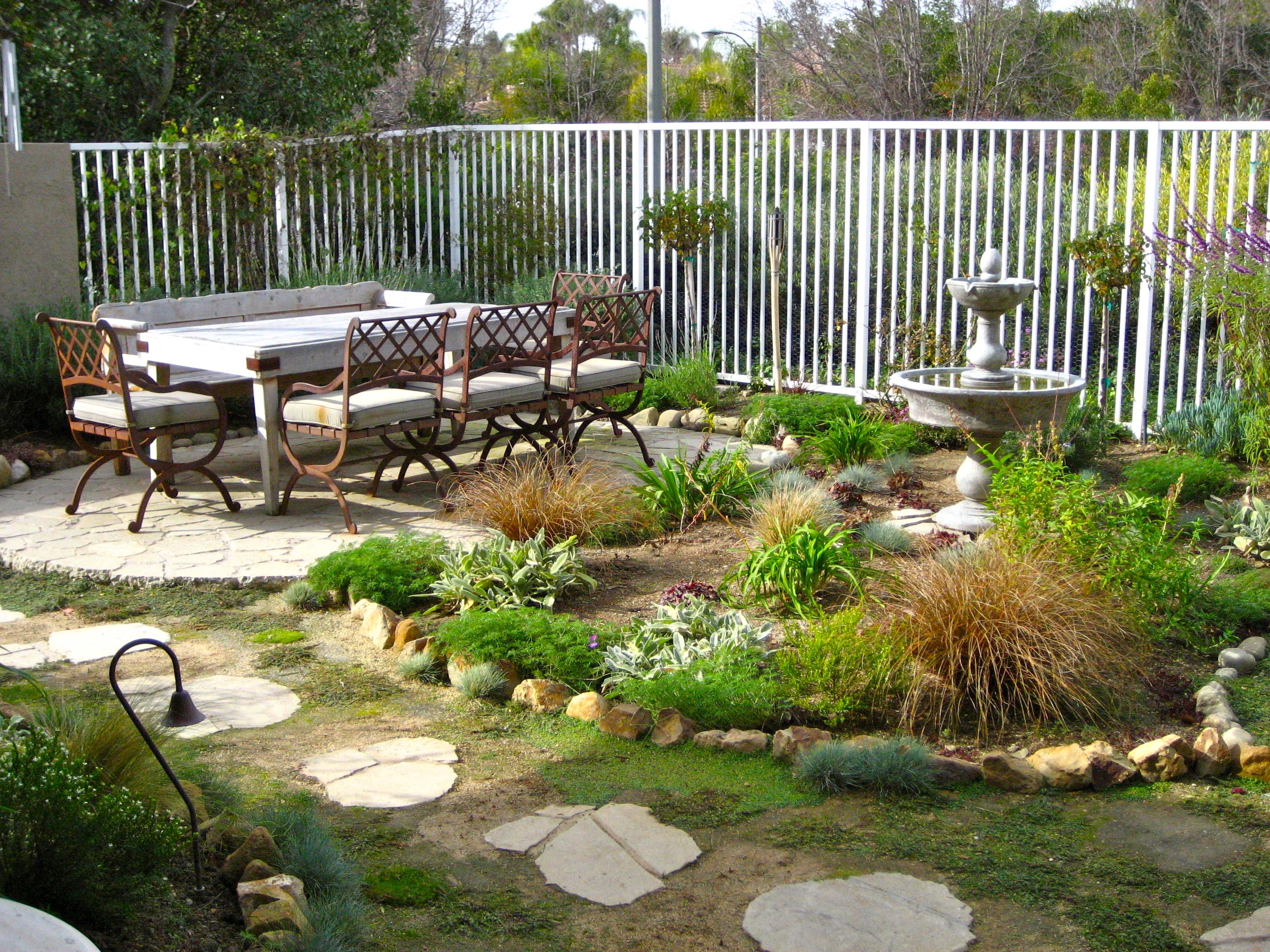 backyard furniture ideas photo - 1