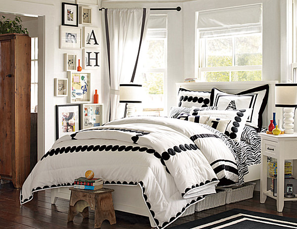 black and white teenage bedroom photo - 2