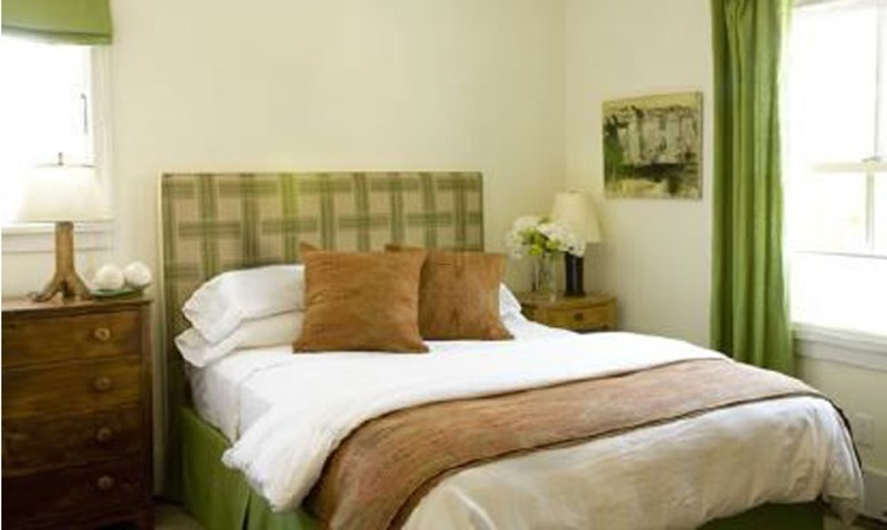 color schemes for small bedrooms photo - 1