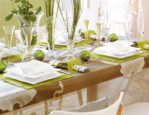 dining table setting photo - 1