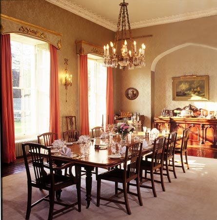 elegant dining rooms photo - 1