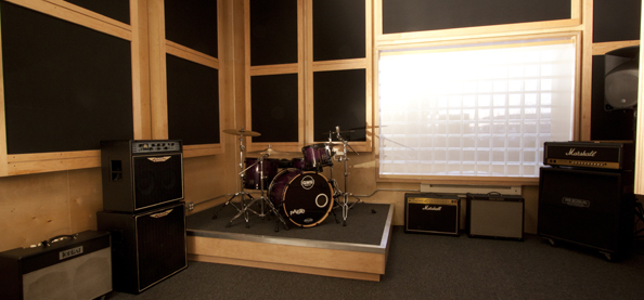 garage music studio photo - 2