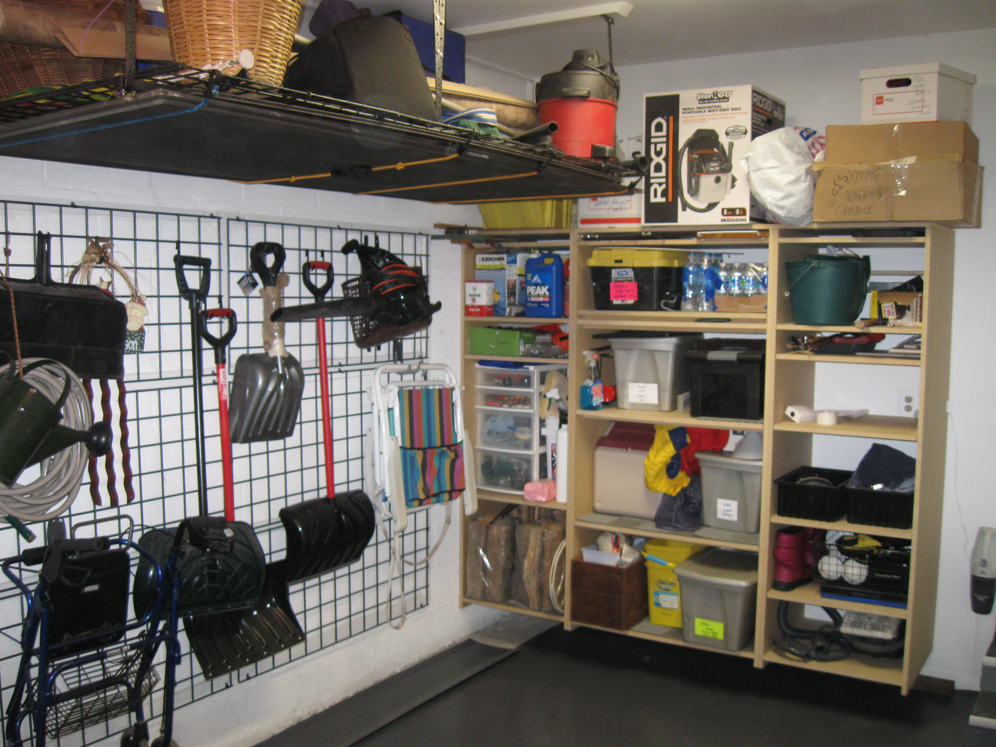 garage storage design photo - 2