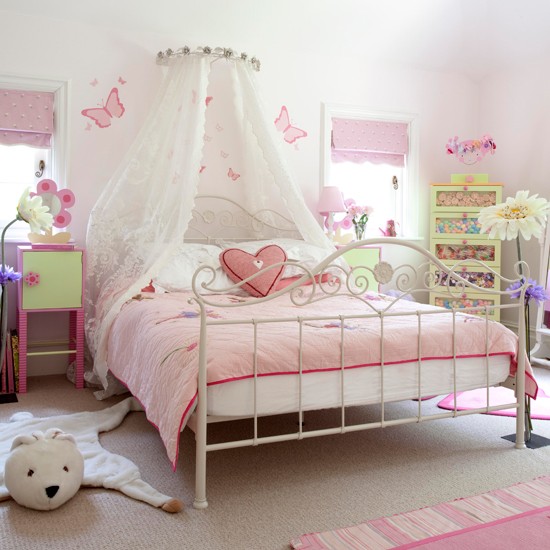 girls pink bedroom photo - 1