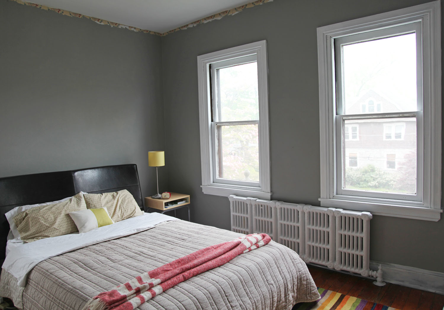 gray walls in bedroom photo - 1