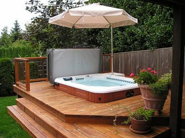 hot tub backyard design photo - 2