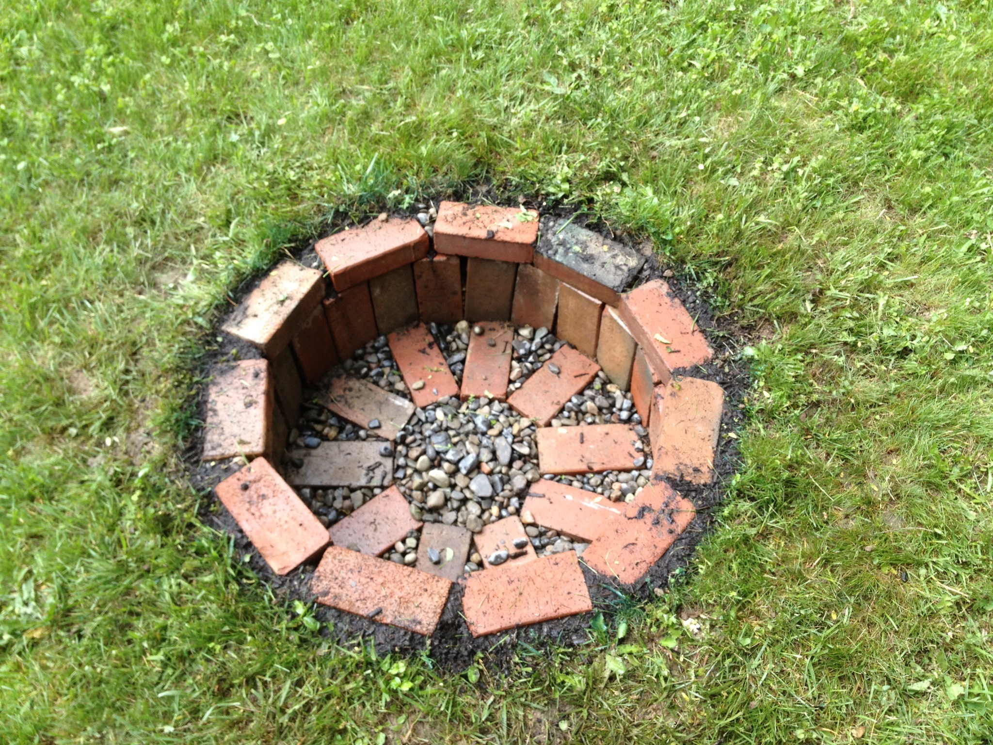 how to make a brick fire pit in your backyard photo - 1