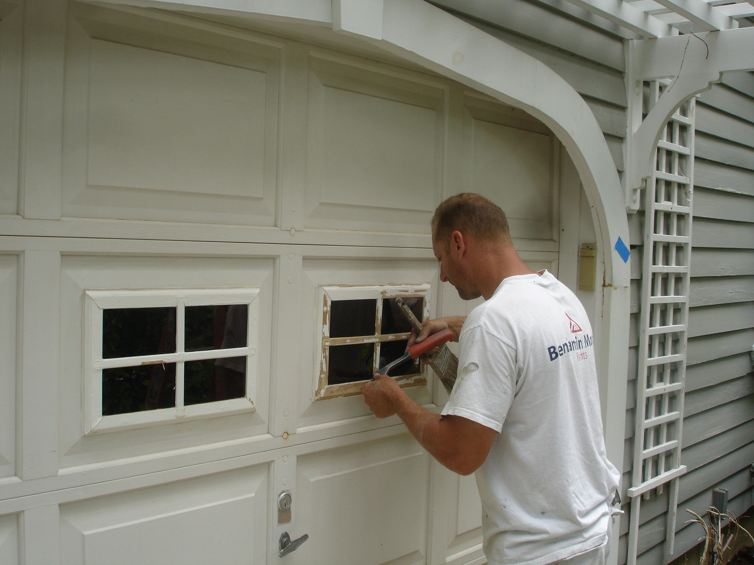 how to repair garage door panels photo - 1