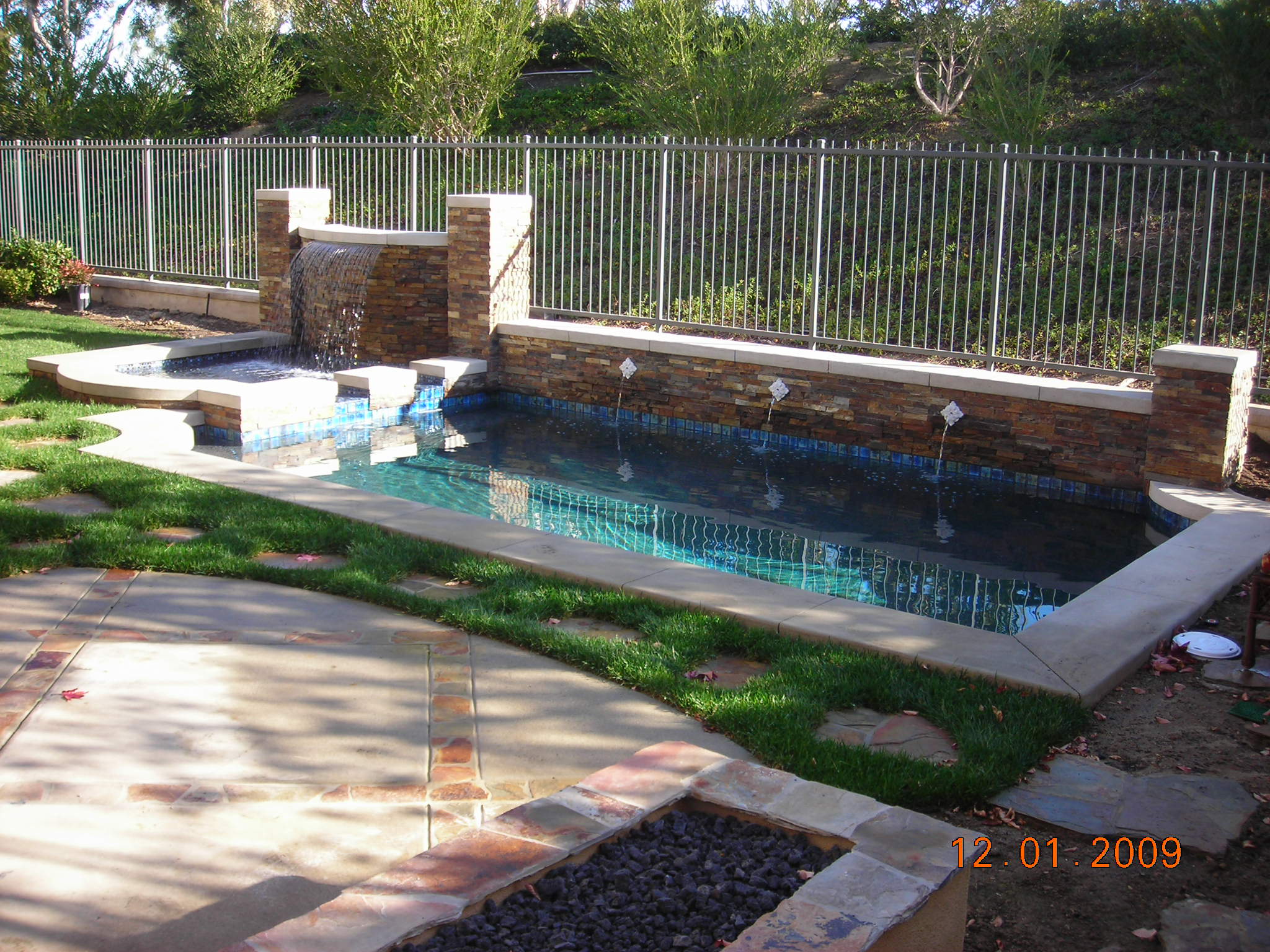 pools for backyards photo - 2