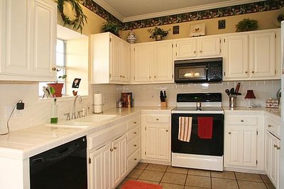 small kitchen makeovers photo - 1