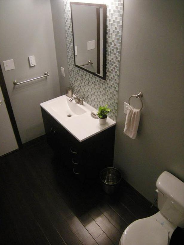 small remodeled bathrooms photo - 1