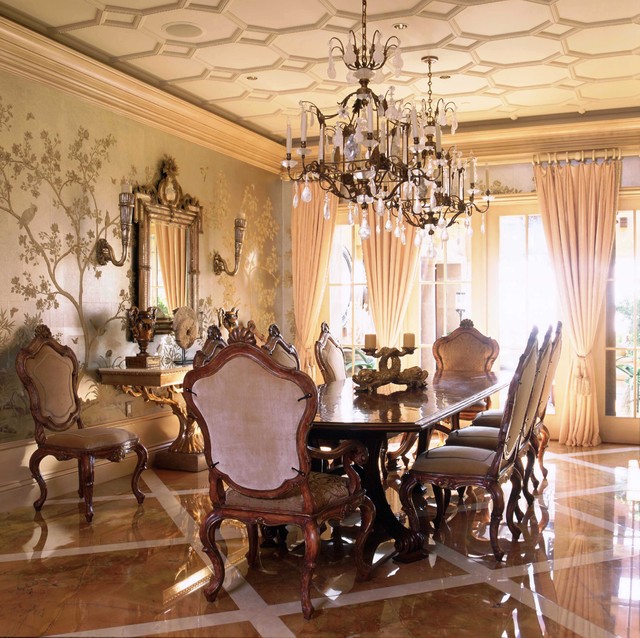 traditional dining room decor photo - 2