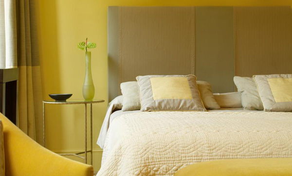 yellow color schemes for bedrooms photo - 1